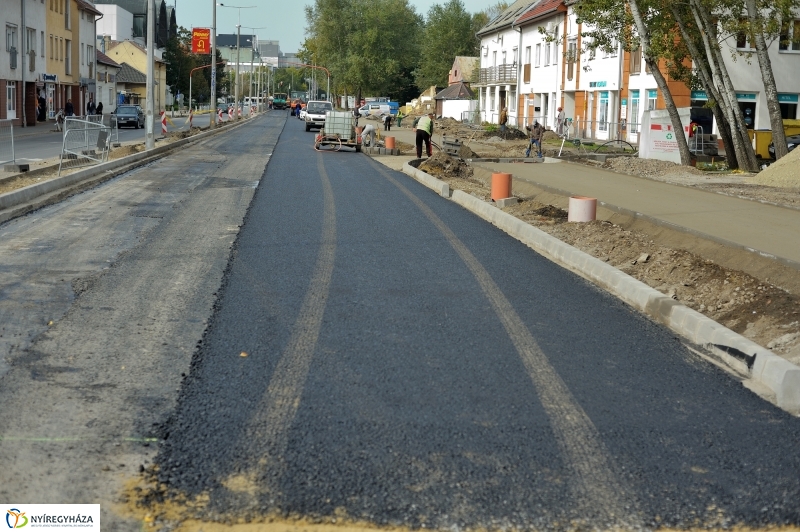 Elkezdődött a beruházás a Szegfű utcán XI - fotó Szarka Lajos
