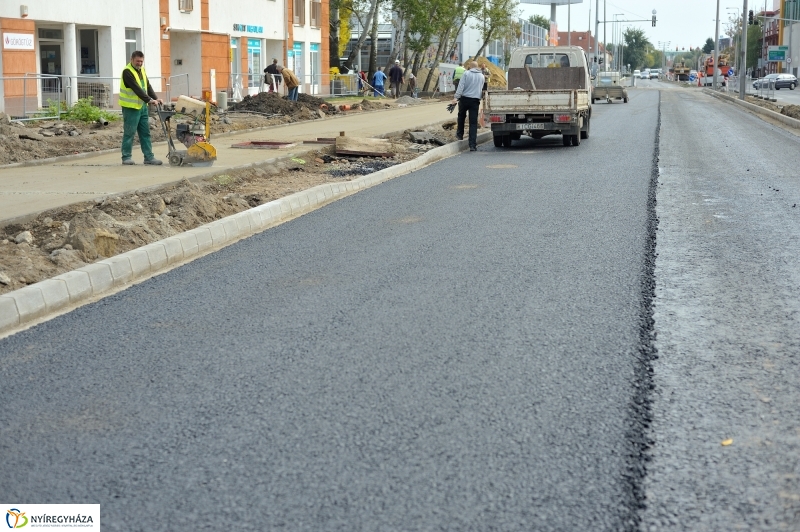 Elkezdődött a beruházás a Szegfű utcán XI - fotó Szarka Lajos