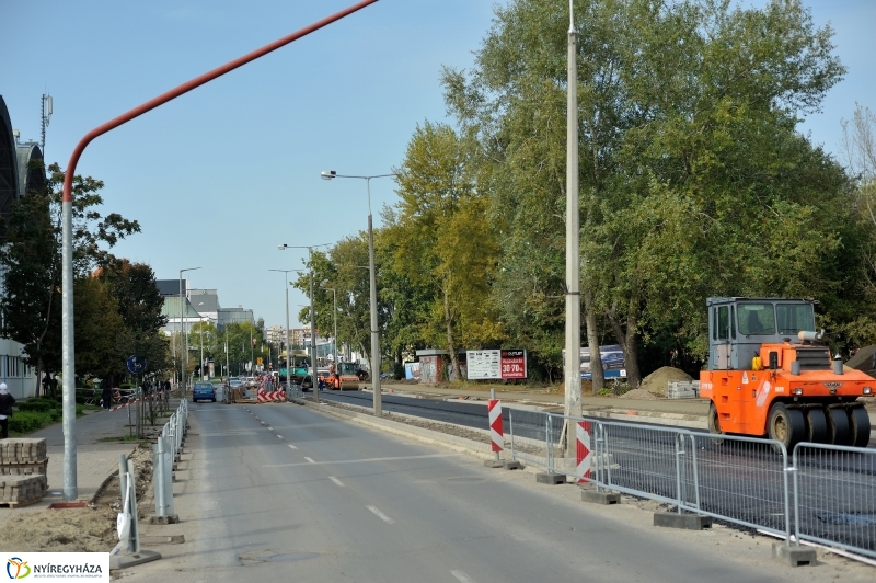Elkezdődött a beruházás a Szegfű utcán XI - fotó Szarka Lajos