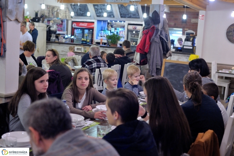 Szezonnyitó összejövetel a tőrvívóknál - fotó Szarka Lajos