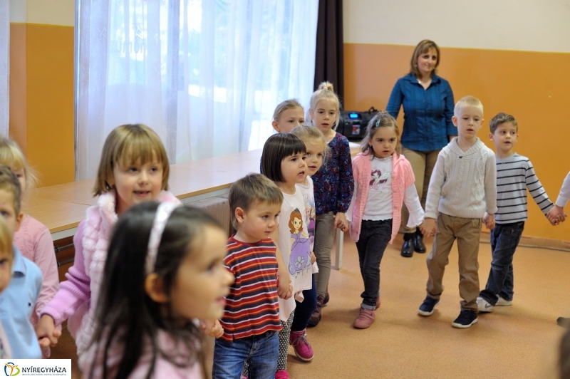 Emlékek lettek, emlékek lesznek - fotó Szarka Lajos