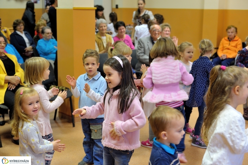 Emlékek lettek, emlékek lesznek - fotó Szarka Lajos