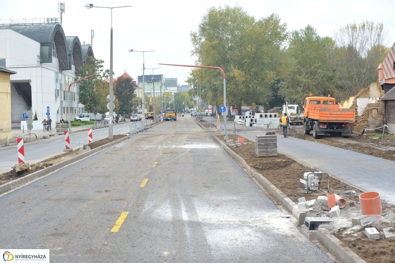 Elkezdődött a beruházás a Szegfű utcán XII - fotó Szarka Lajos
