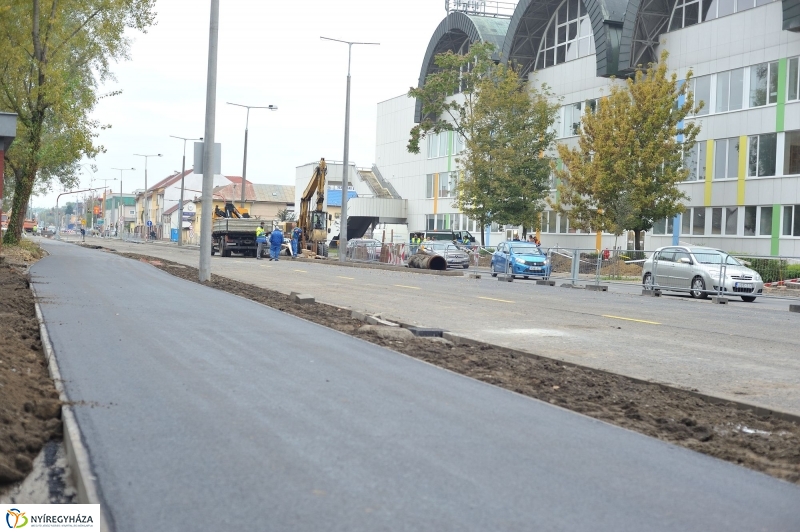 Elkezdődött a beruházás a Szegfű utcán XII - fotó Szarka Lajos