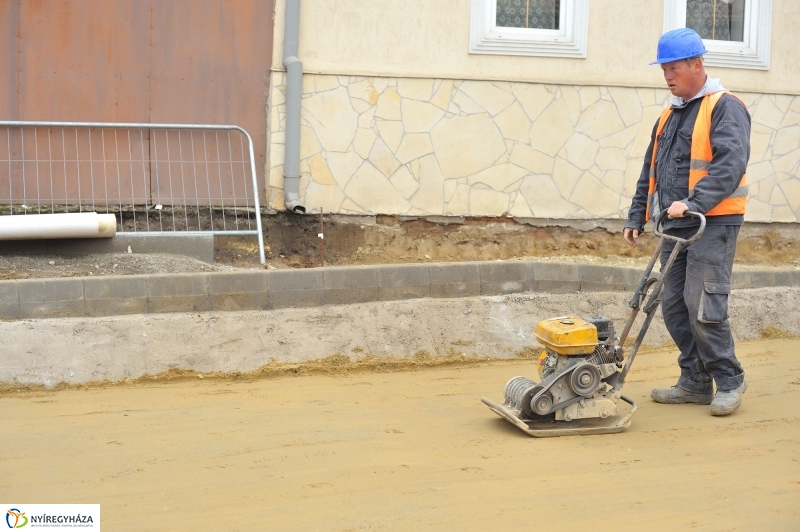 Munkálatok a Kígyó utcán 4 - fotó Szarka Lajos