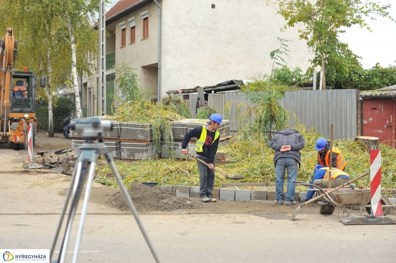 Munkálatok a Kígyó utcán 4 - fotó Szarka Lajos