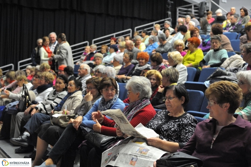 Szépkorúak Akadémiája 20161019 - fotó Szarka Lajos