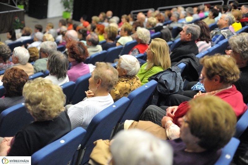 Szépkorúak Akadémiája 20161019 - fotó Szarka Lajos