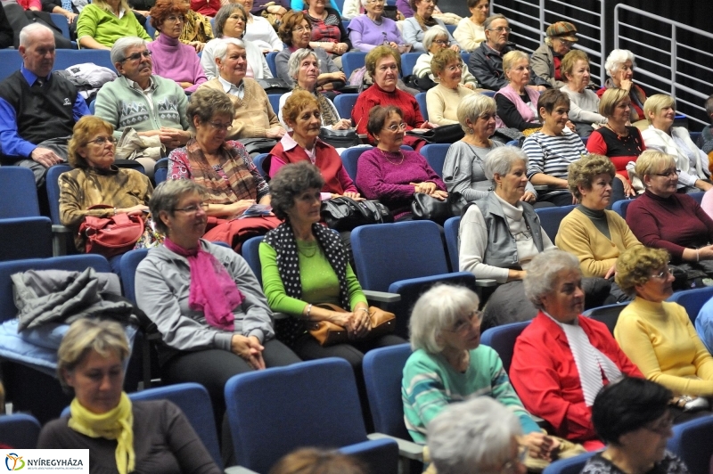 Szépkorúak Akadémiája 20161019 - fotó Szarka Lajos