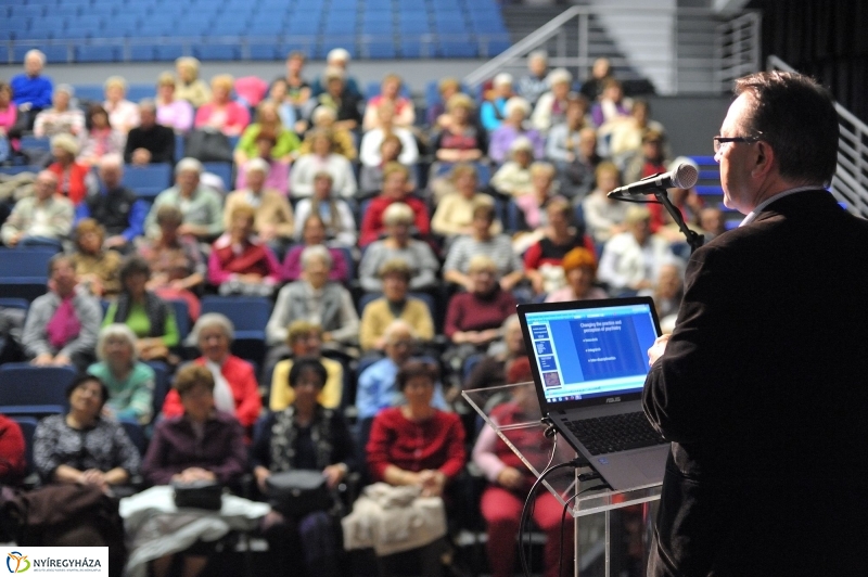 Szépkorúak Akadémiája 20161019 - fotó Szarka Lajos