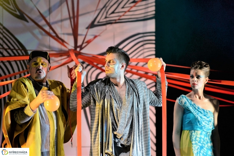 Tündér Lala-gyermekdarab a nagyszínpadon