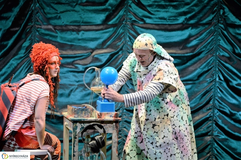 Tündér Lala-gyermekdarab a nagyszínpadon