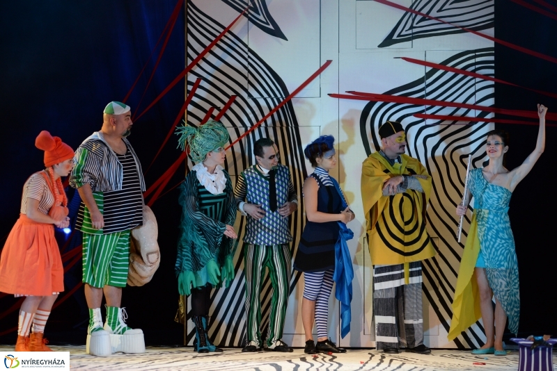Tündér Lala-gyermekdarab a nagyszínpadon