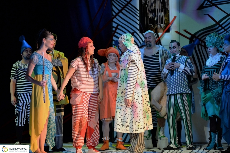 Tündér Lala-gyermekdarab a nagyszínpadon