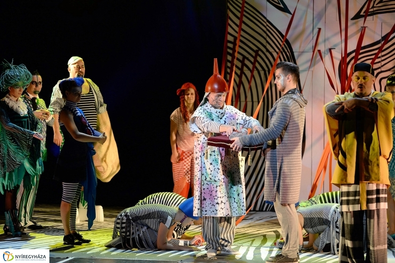 Tündér Lala-gyermekdarab a nagyszínpadon