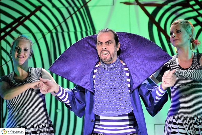 Tündér Lala-gyermekdarab a nagyszínpadon