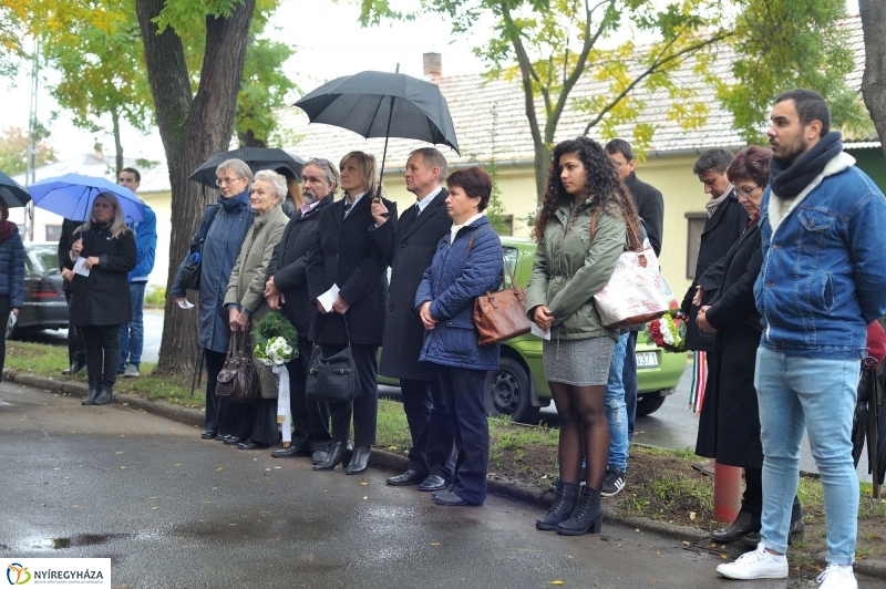 1956-os koszorúzások 2016 - fotó Szarka Lajos