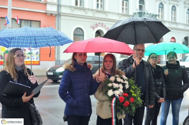 1956-os koszorúzások 2016 - fotó Szarka Lajos