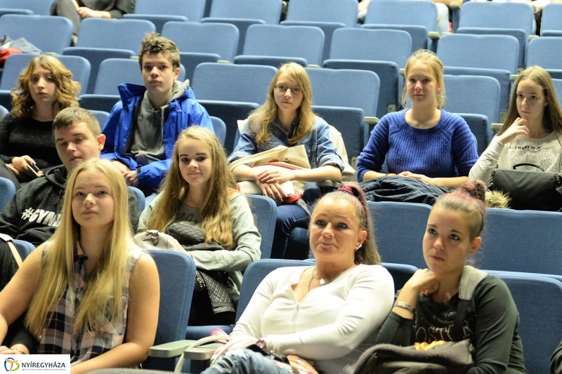 Megkezdődött a LIKE 2