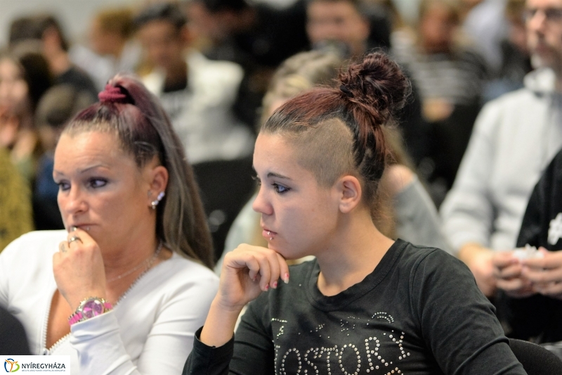 Megkezdődött a LIKE 2