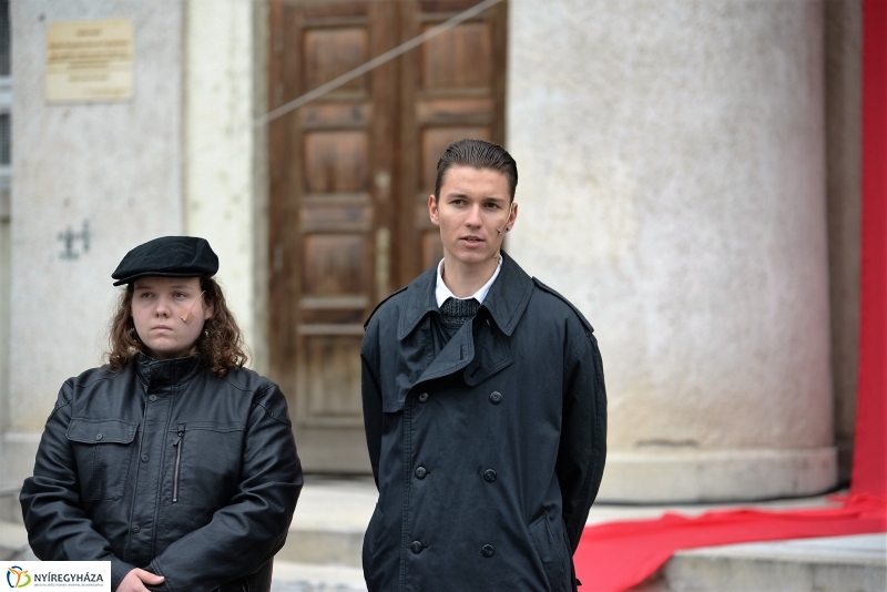 Az 1956-os ünnepi megemlékezés a Hősök terén