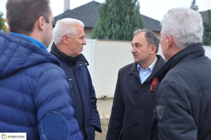 Útszakasz átadás a Lombkorona utcán - fotó Szarka Lajos