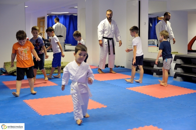 Mozdulj Nyíregyháza 2016 gyerek karate -fotó Szarka Lajos