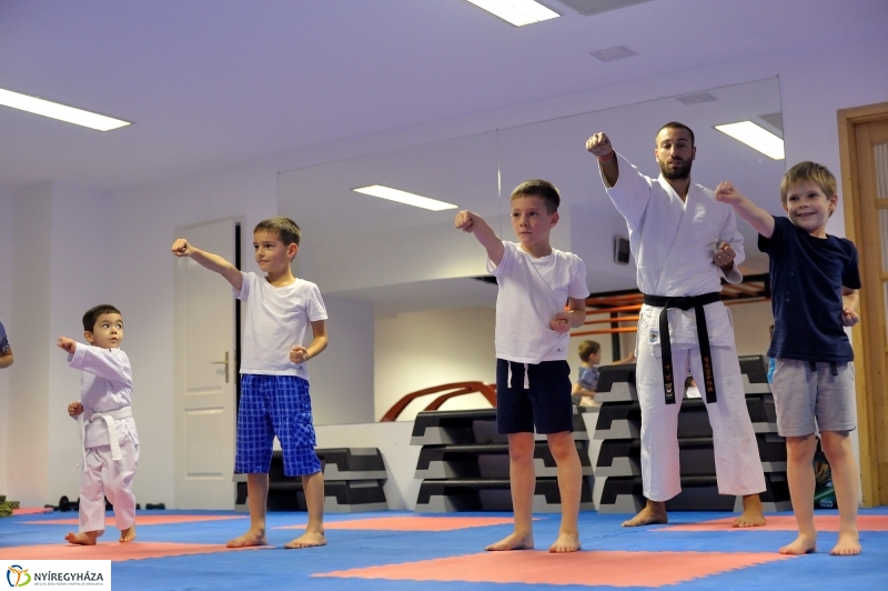 Mozdulj Nyíregyháza 2016 gyerek karate -fotó Szarka Lajos