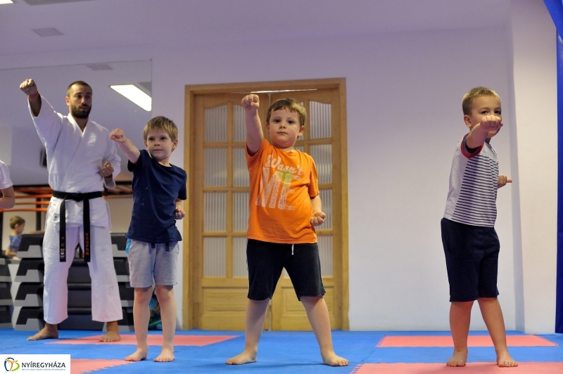 Mozdulj Nyíregyháza 2016 gyerek karate -fotó Szarka Lajos
