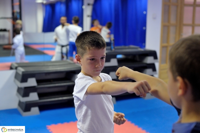 Mozdulj Nyíregyháza 2016 gyerek karate -fotó Szarka Lajos