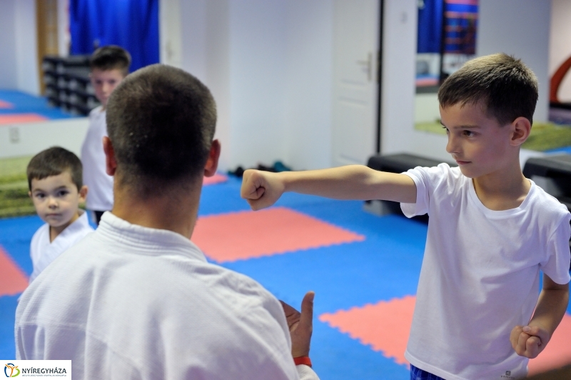 Mozdulj Nyíregyháza 2016 gyerek karate -fotó Szarka Lajos