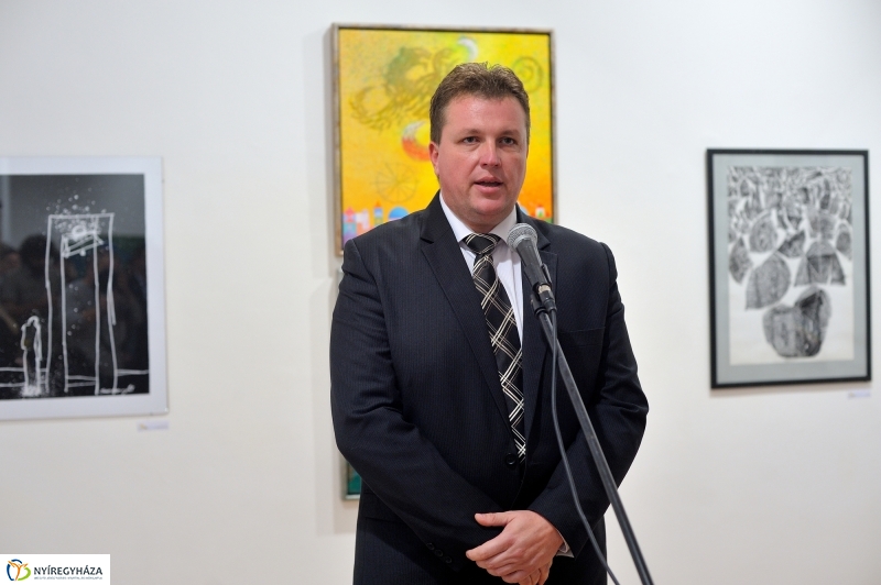 Művésztanárok közös tárlata - fotó Szarka Lajos