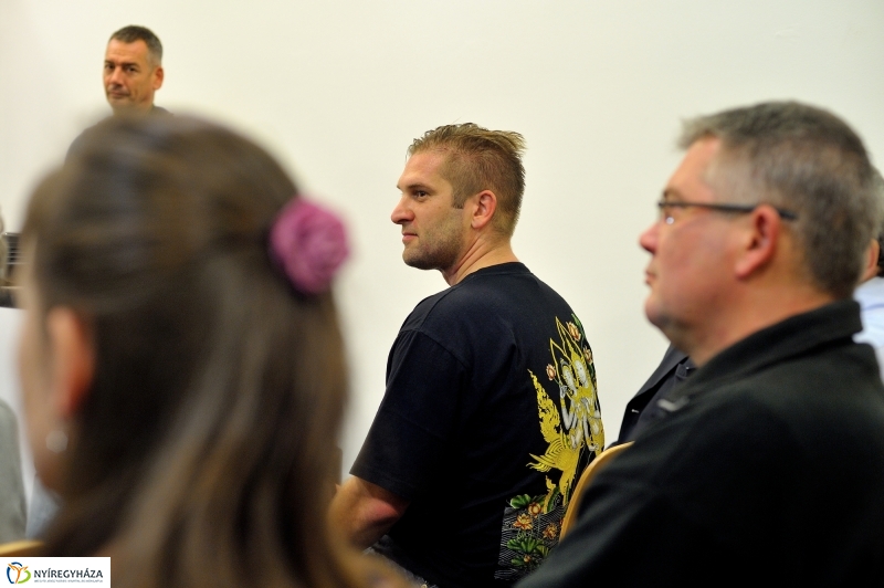 Eljövendő Maitrea Budha fotókiállítás - fotó Szarka Lajos