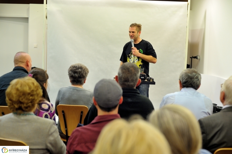 Eljövendő Maitrea Budha fotókiállítás - fotó Szarka Lajos