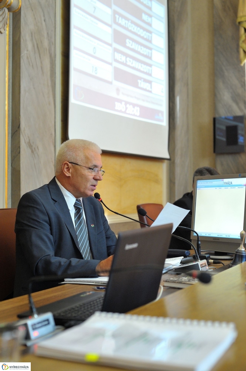 Városi Közgyűlés 20161027 - fotó Szarka Lajos