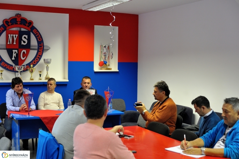 Új vezetőedző a Szparinál - fotó Szarka Lajos