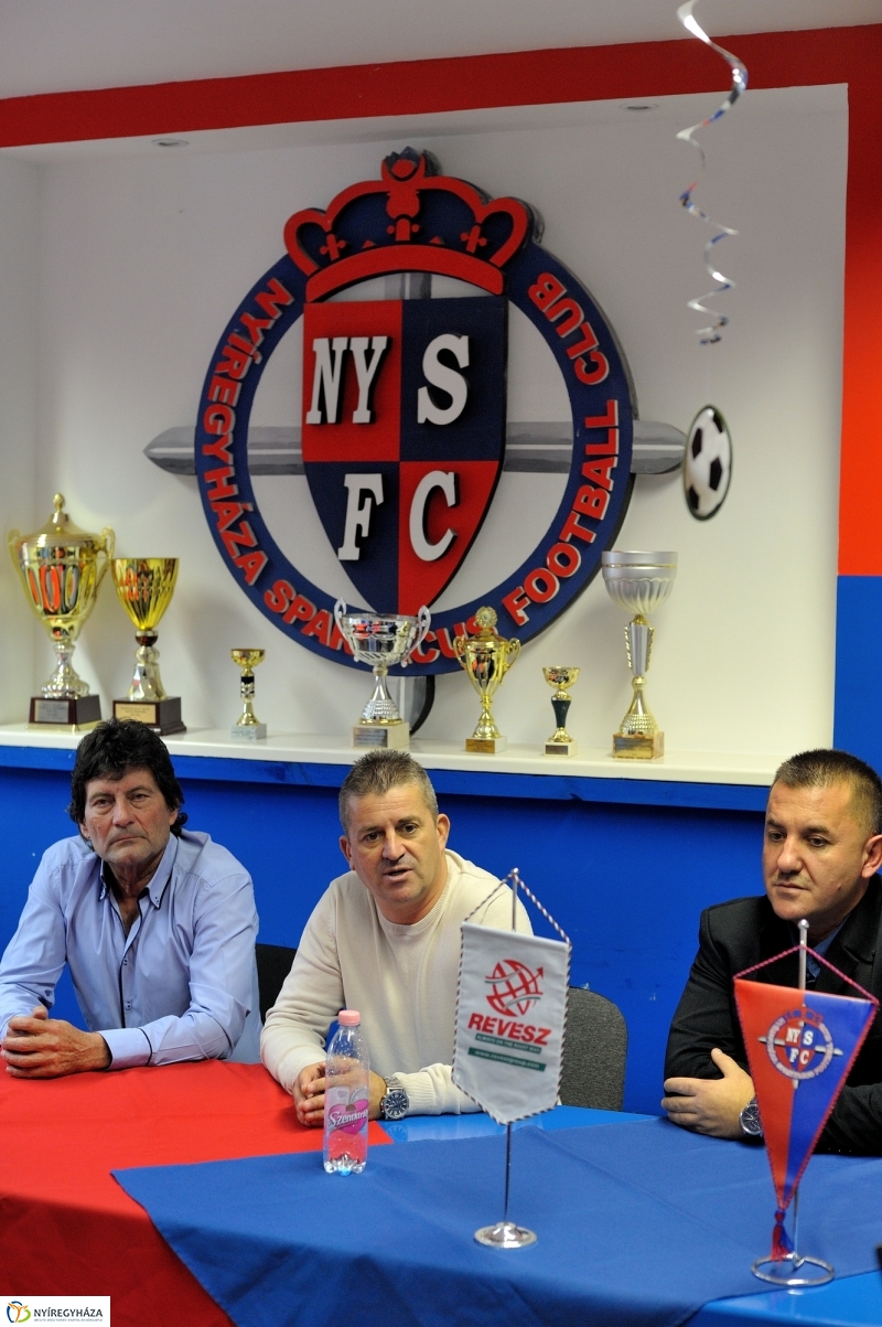 Új vezetőedző a Szparinál - fotó Szarka Lajos