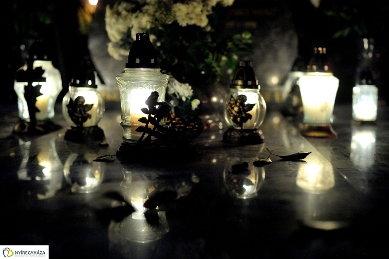 Emlékezés Fényei - fotó Szarka Lajos