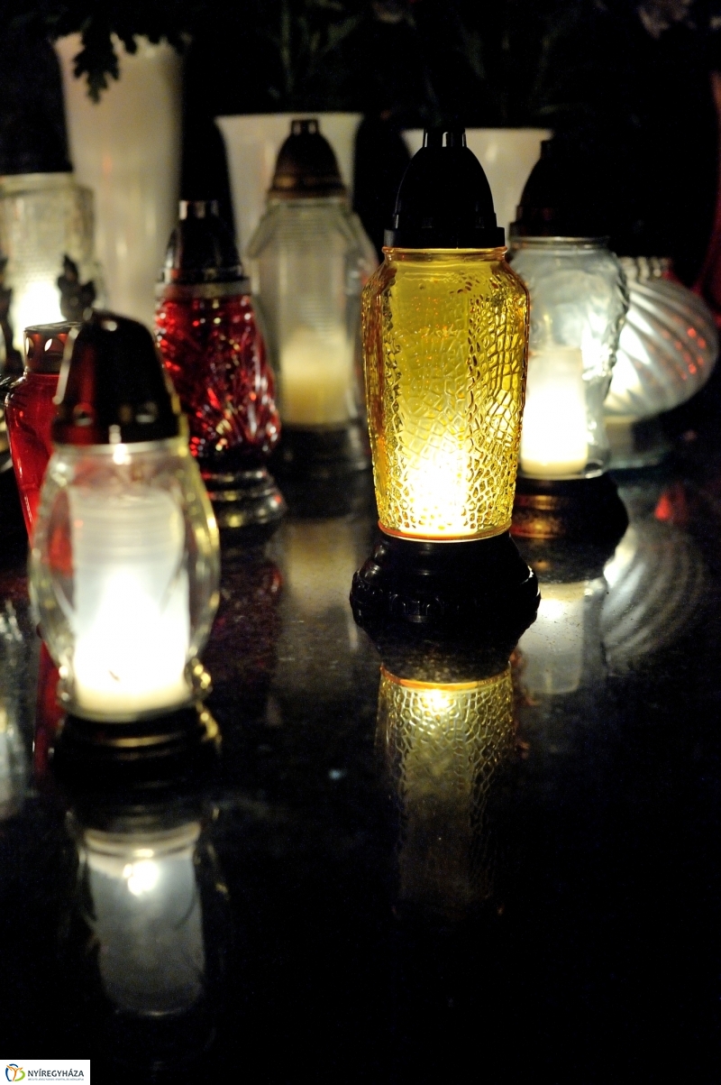 Emlékezés Fényei - fotó Szarka Lajos