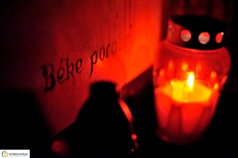 Emlékezés Fényei - fotó Szarka Lajos