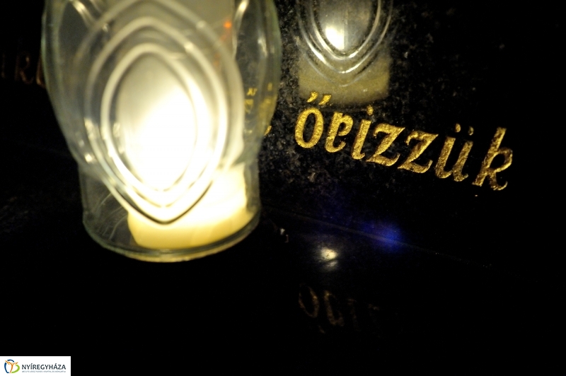 Emlékezés Fényei - fotó Szarka Lajos