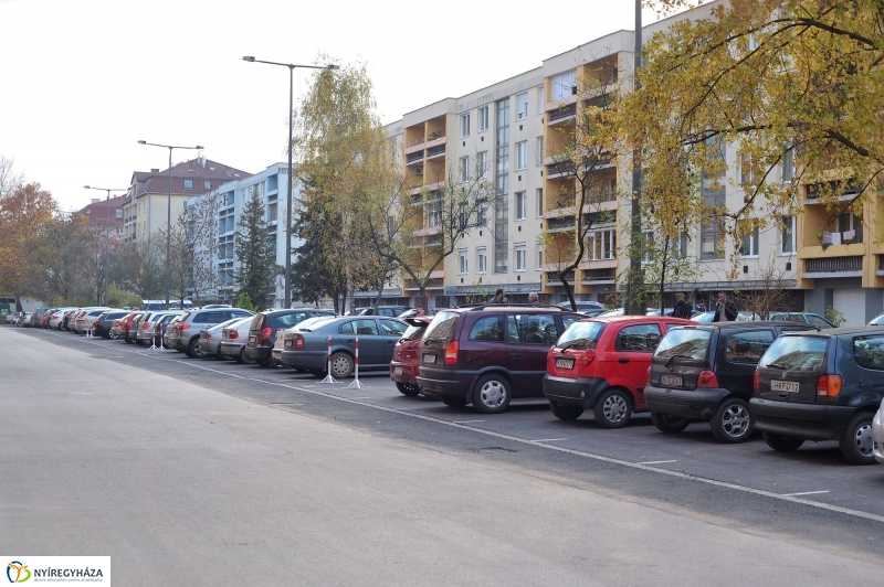 Helyszíni bejárás a Szántó Kovács János utcán - fotó Szarka Lajos