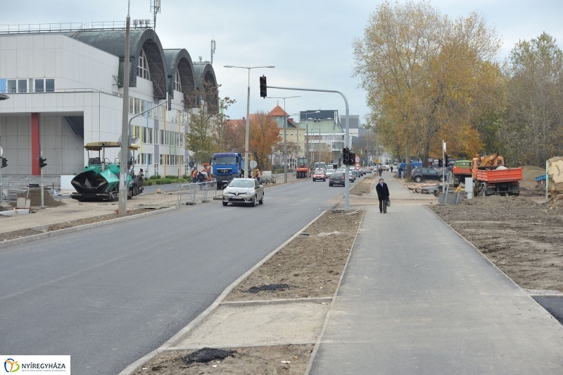 Elkezdődött a beruházás a Szegfű utcán XIII - fotó Szarka Lajos