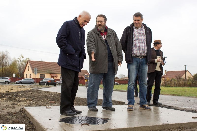 Helyszíni szemle a Tüzér utcán - fotó Szarka Lajos