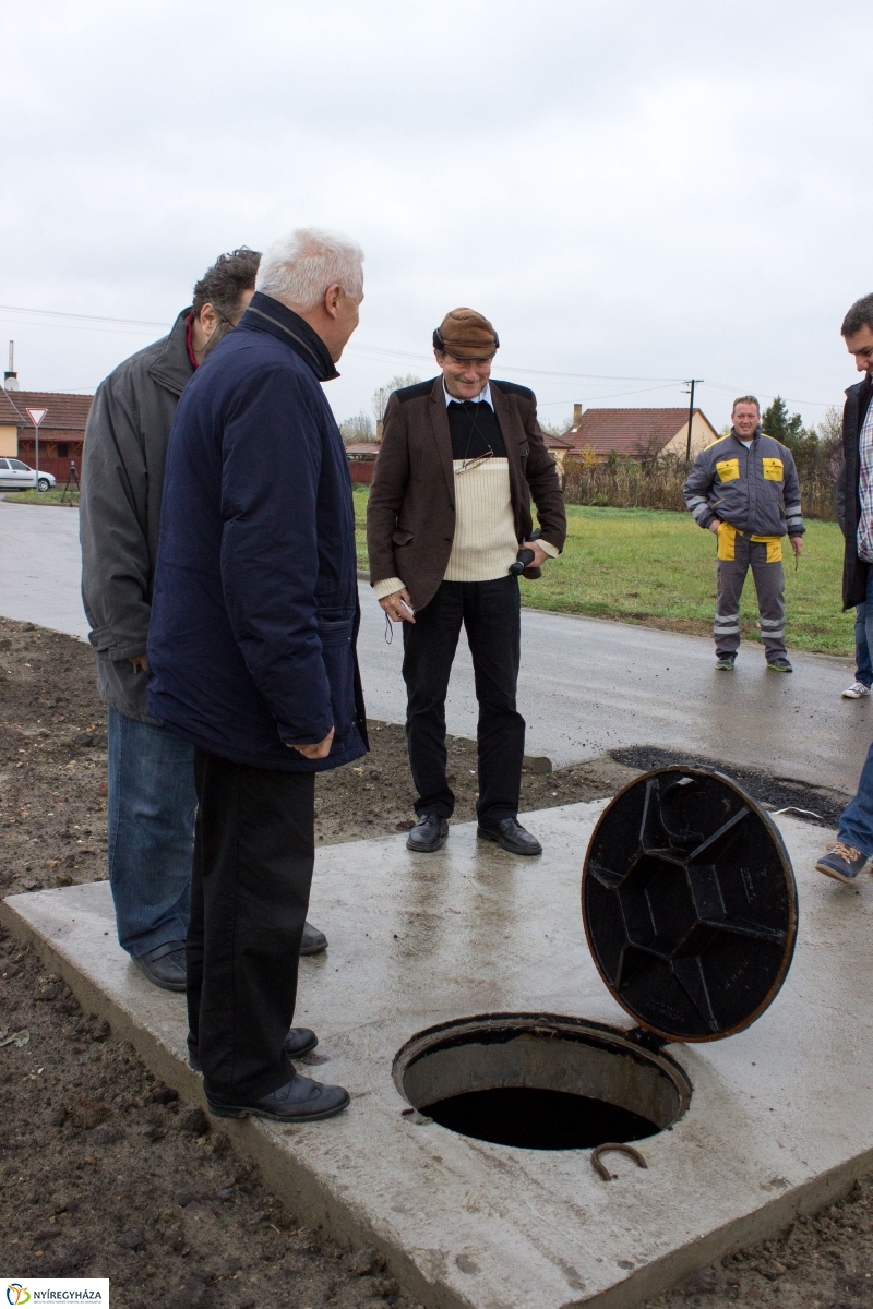 Helyszíni szemle a Tüzér utcán - fotó Szarka Lajos
