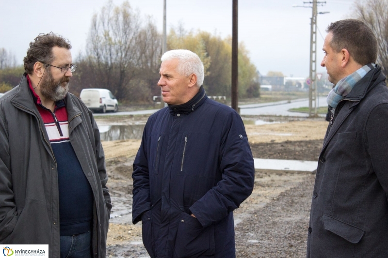 Helyszíni szemle a Tüzér utcán - fotó Szarka Lajos