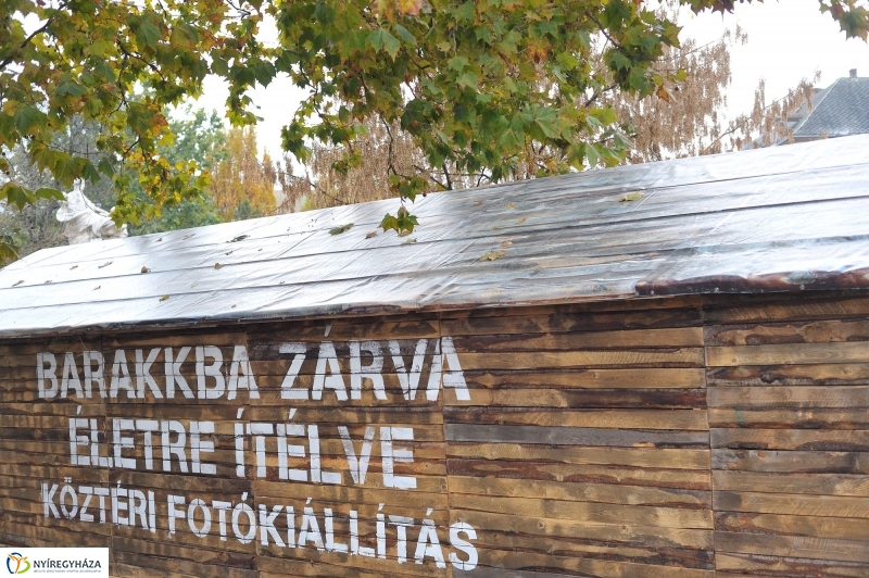 Barakk kiállítás Nyíregyházán - fotó Szarka Lajos