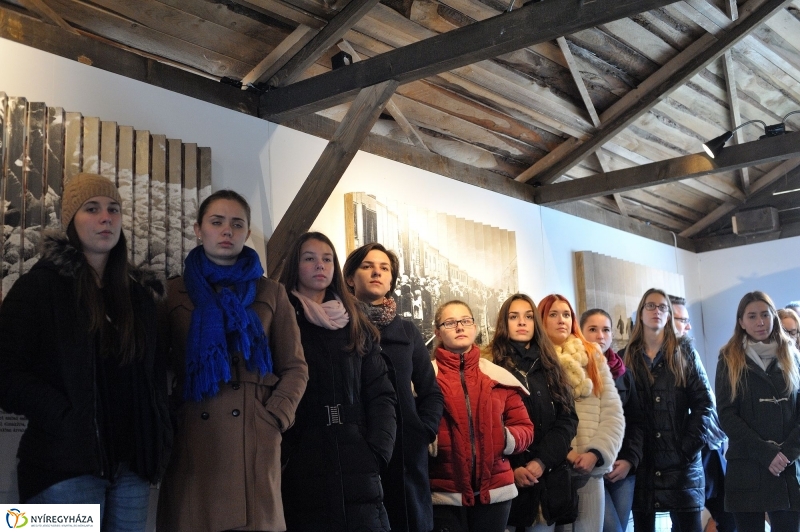 Barakk kiállítás Nyíregyházán - fotó Szarka Lajos