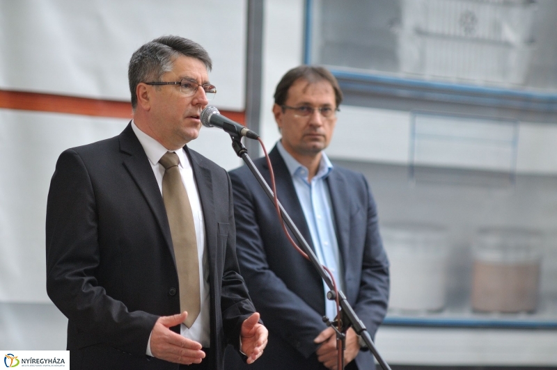 Gyárlátogatás az Electroluxnál - fotó Szarka Lajos