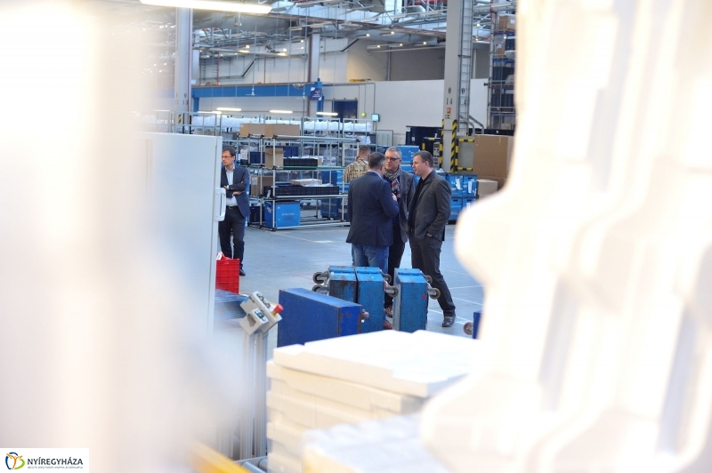 Gyárlátogatás az Electroluxnál - fotó Szarka Lajos